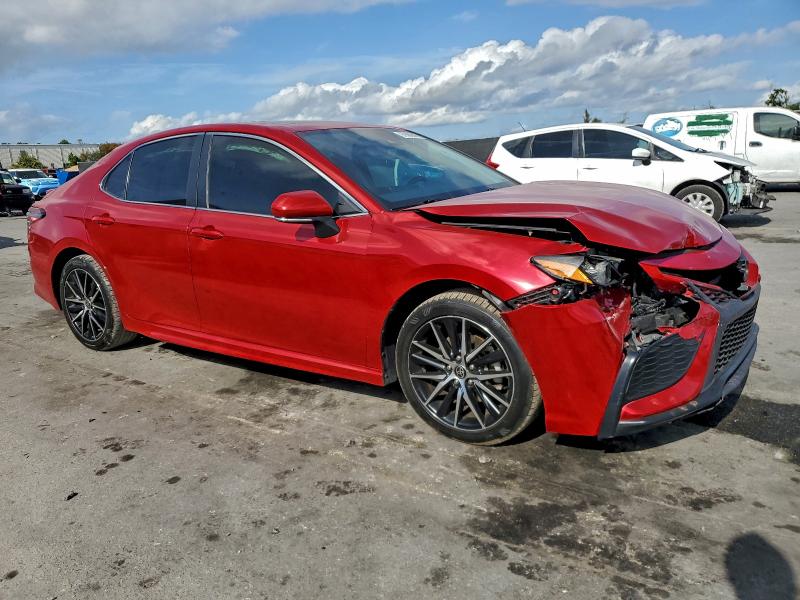 Фото 4 - TOYOTA CAMRY