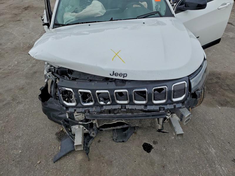 Фото 12 - JEEP COMPASS