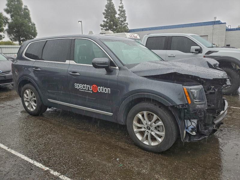 Фото 4 - KIA TELLURIDE