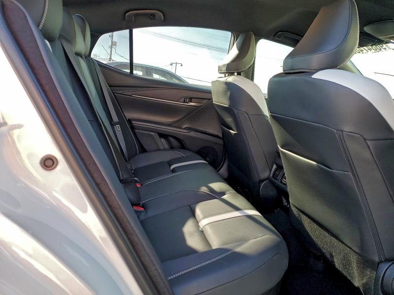 Фото 10 - TOYOTA CAMRY