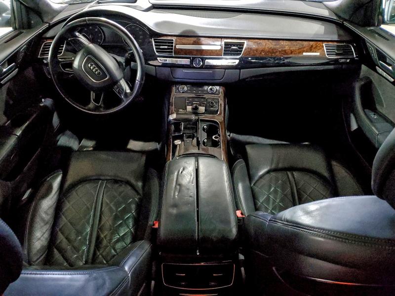 Фото 8 - AUDI A8