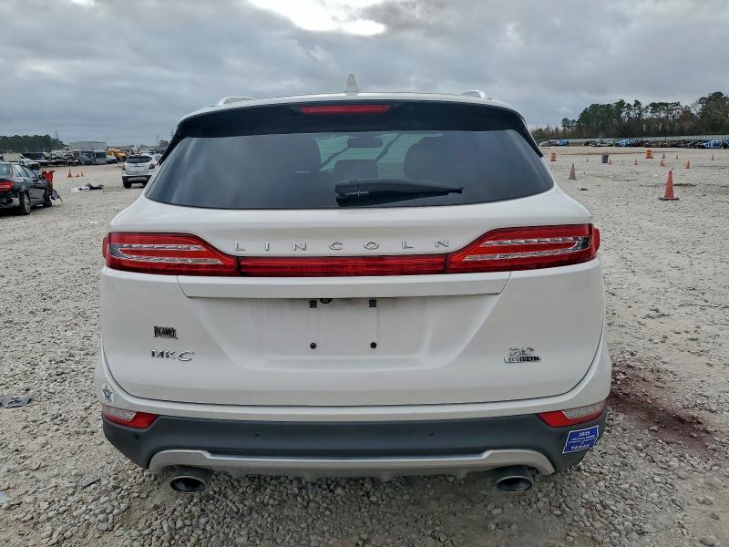 Фото 6 - LINCOLN MKC