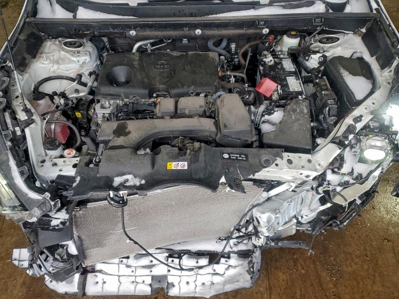 Фото 12 - TOYOTA RAV4