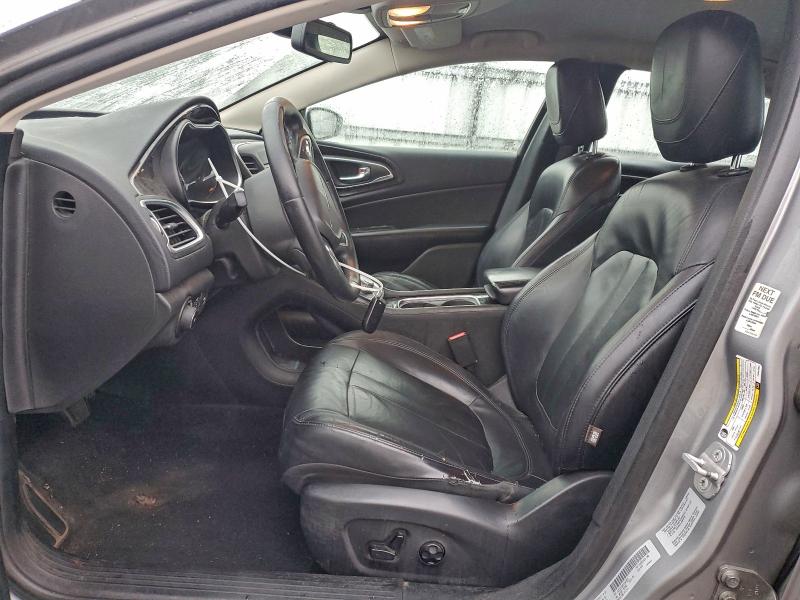 Фото 7 - CHRYSLER 200