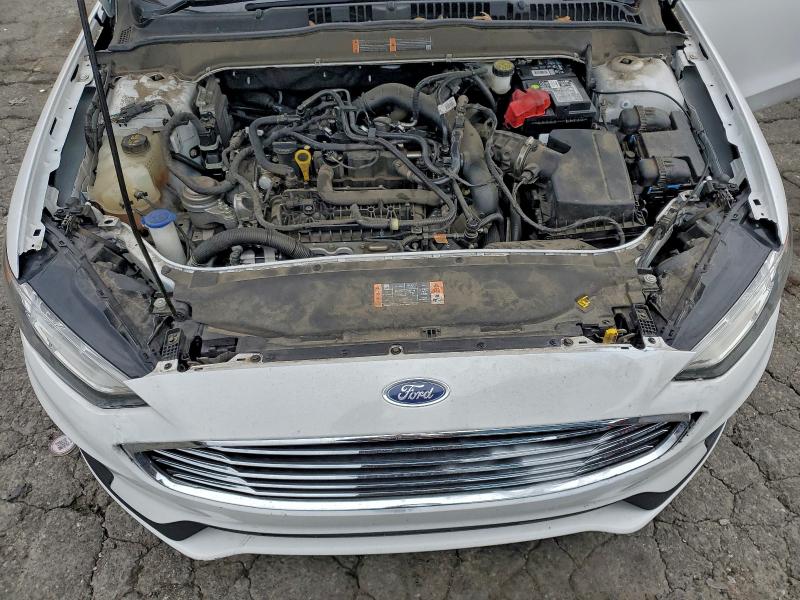 Фото 11 - FORD FUSION