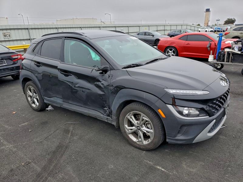 Фото 4 - HYUNDAI KONA