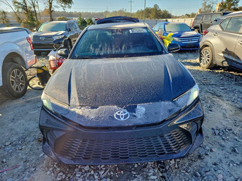 Фото 5 - TOYOTA CAMRY