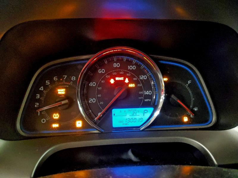 Фото 9 - TOYOTA RAV4