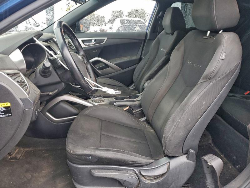 Фото 7 - HYUNDAI VELOSTER