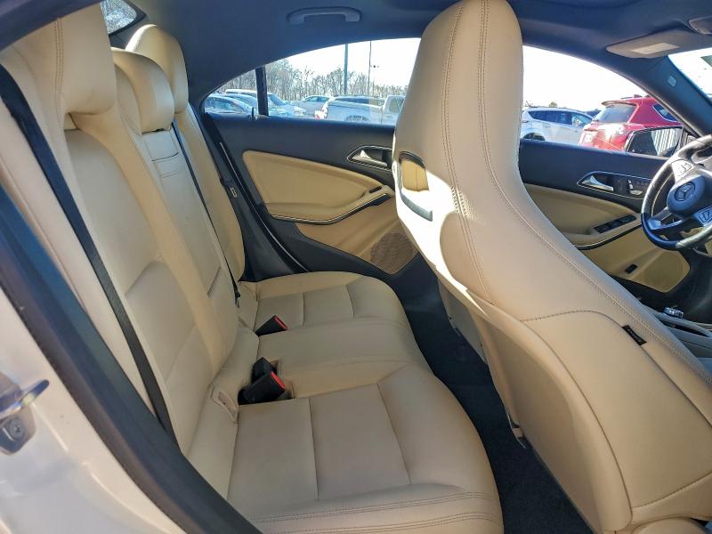 Фото 10 - MERCEDES-BENZ CLA-CLASS