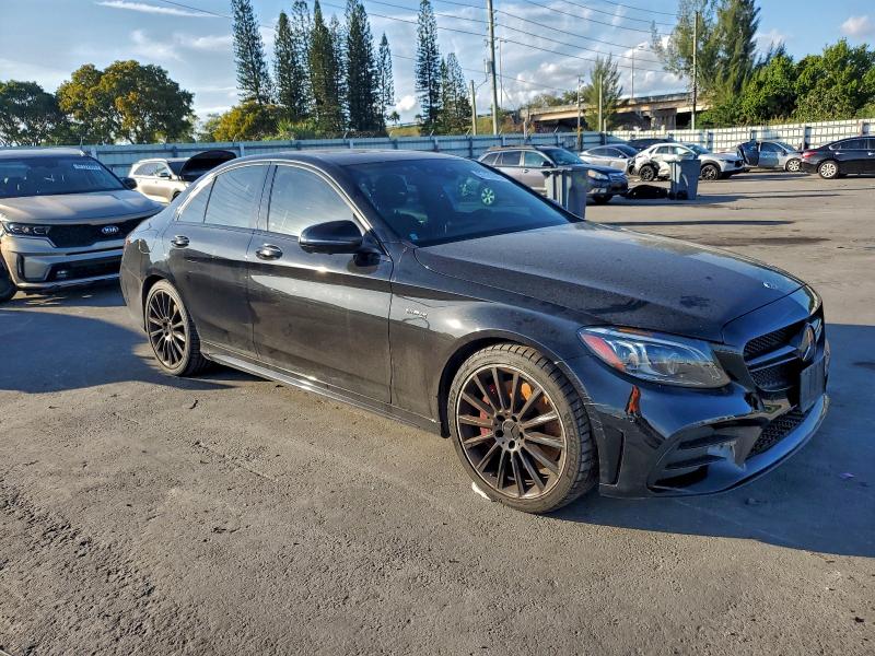 Фото 4 - MERCEDES-BENZ C-CLASS