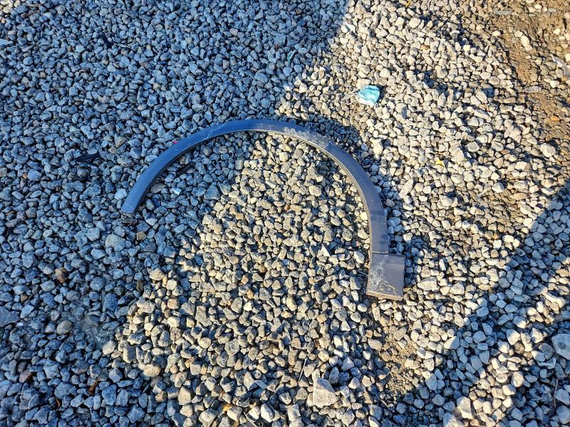 Фото 13 - AUDI Q8