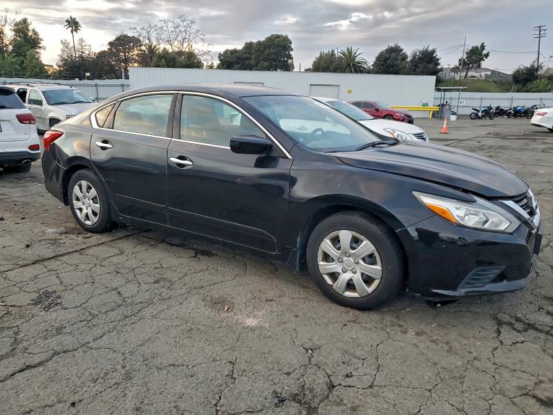 Фото 4 - NISSAN ALTIMA