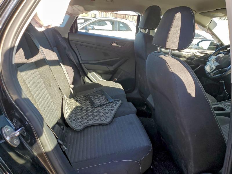 Фото 10 - VOLKSWAGEN JETTA