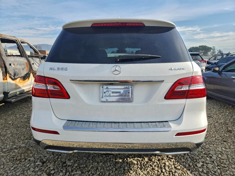 MERCEDES-BENZ M-CLASS 2015 VIN 4JGDA5HB3FA527918