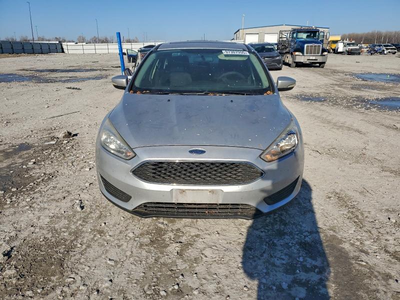 Фото 5 - FORD FOCUS