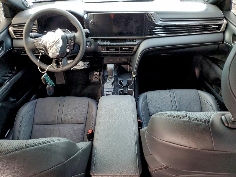 Фото 8 - TOYOTA CAMRY