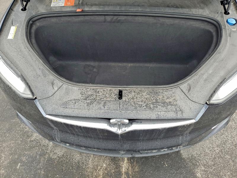 Фото 11 - TESLA MODEL X