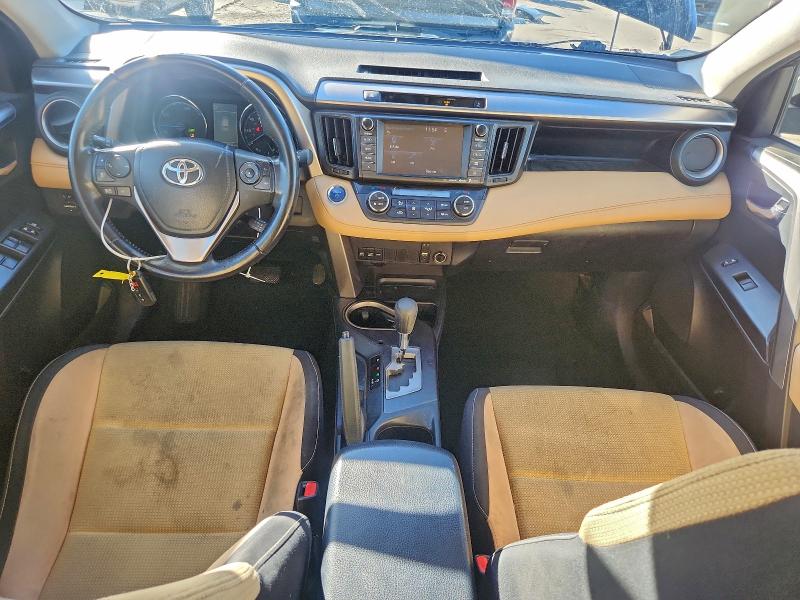 Фото 8 - TOYOTA RAV4