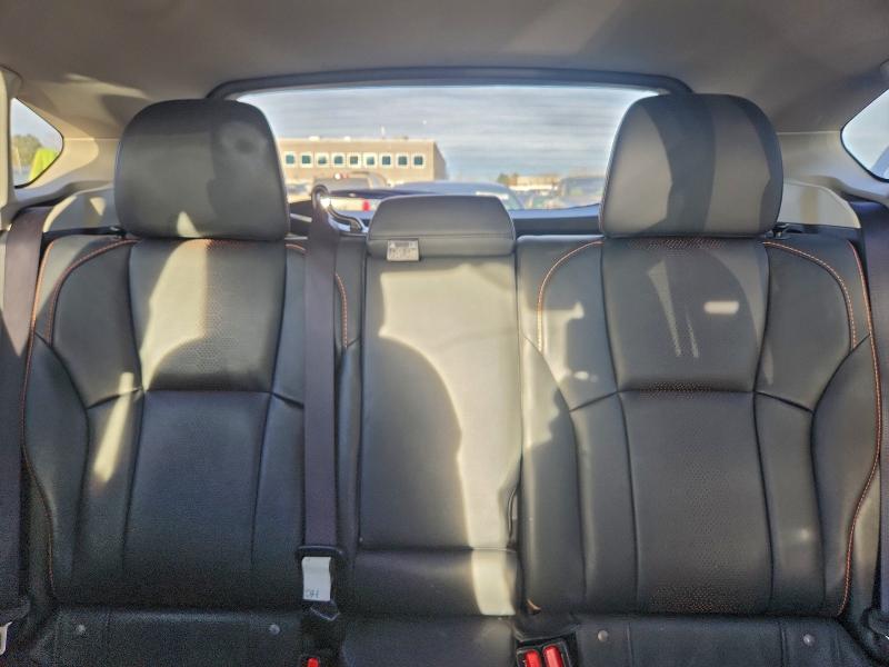 Фото 10 - SUBARU CROSSTREK