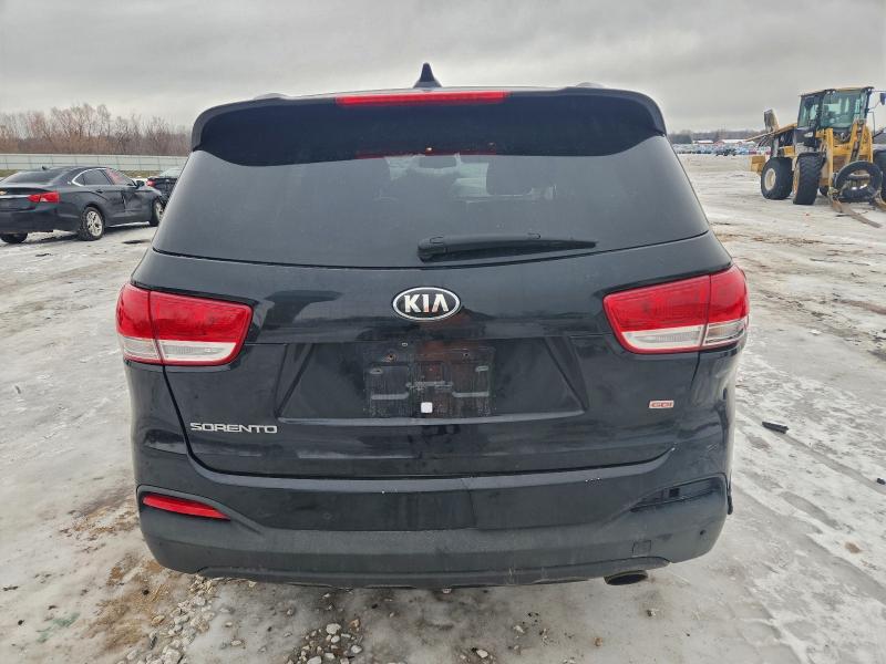 Фото 6 - KIA SORENTO