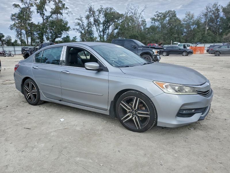 Фото 4 - HONDA ACCORD