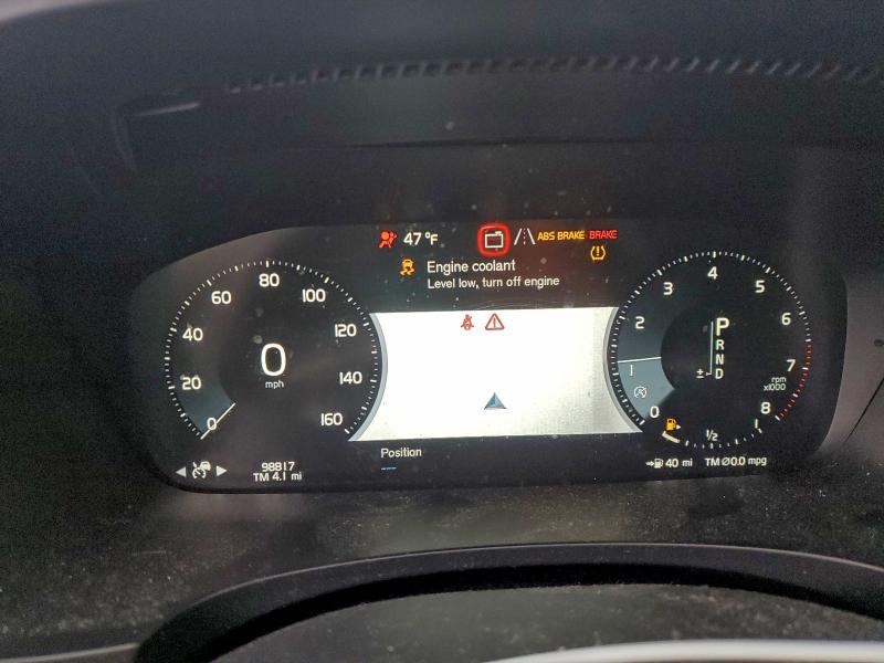 Фото 9 - VOLVO S90