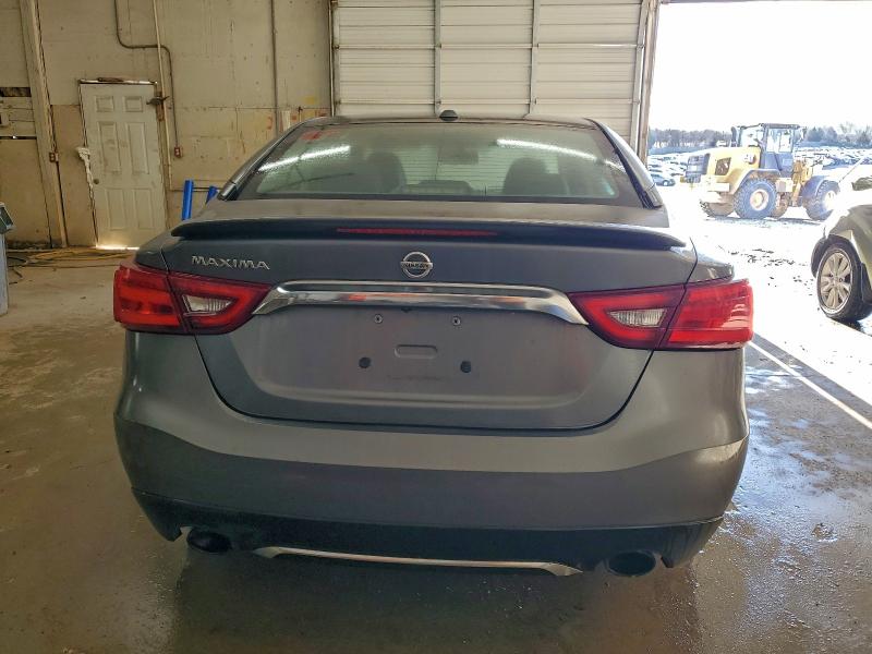 Фото 6 - NISSAN MAXIMA