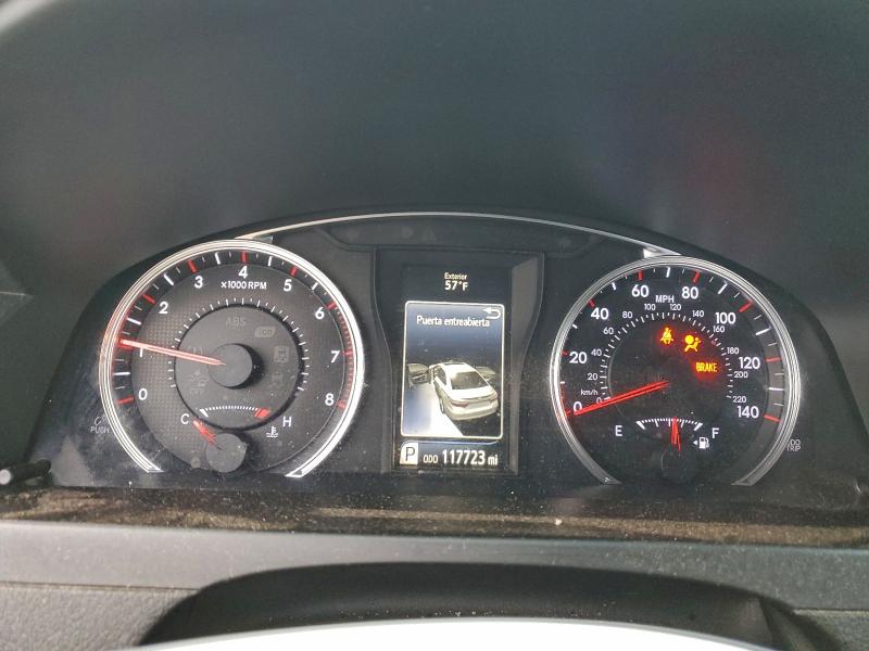 Фото 9 - TOYOTA CAMRY