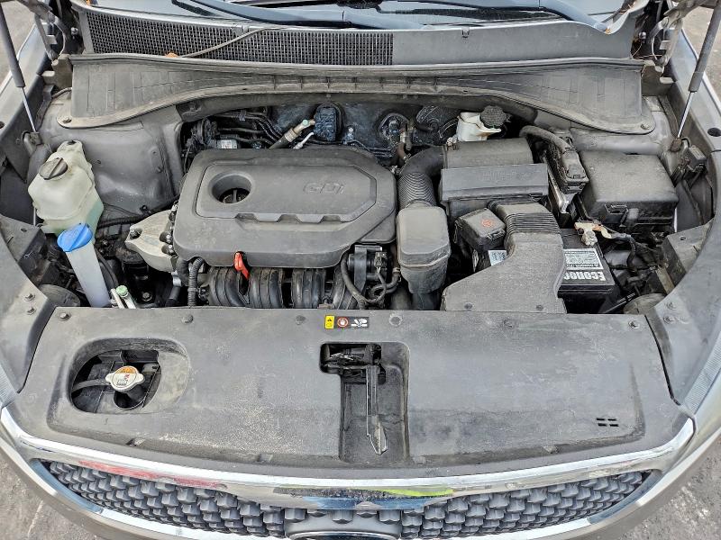 Фото 12 - KIA SORENTO