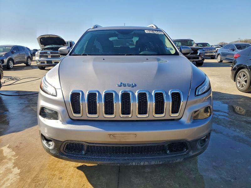 Фото 5 - JEEP GRAND CHER