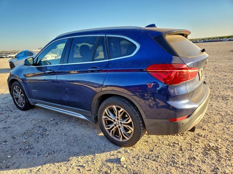 Фото 2 - BMW X1