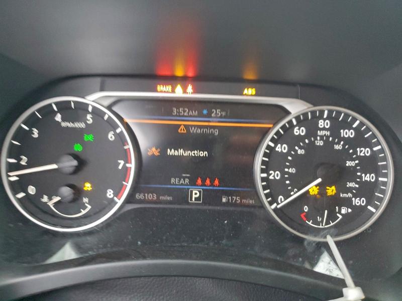 Фото 9 - NISSAN SENTRA