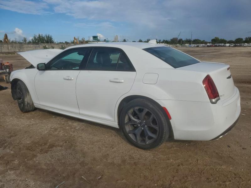 Фото 2 - CHRYSLER 300