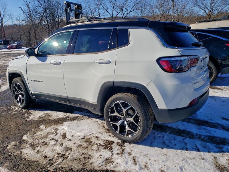 Фото 2 - JEEP COMPASS