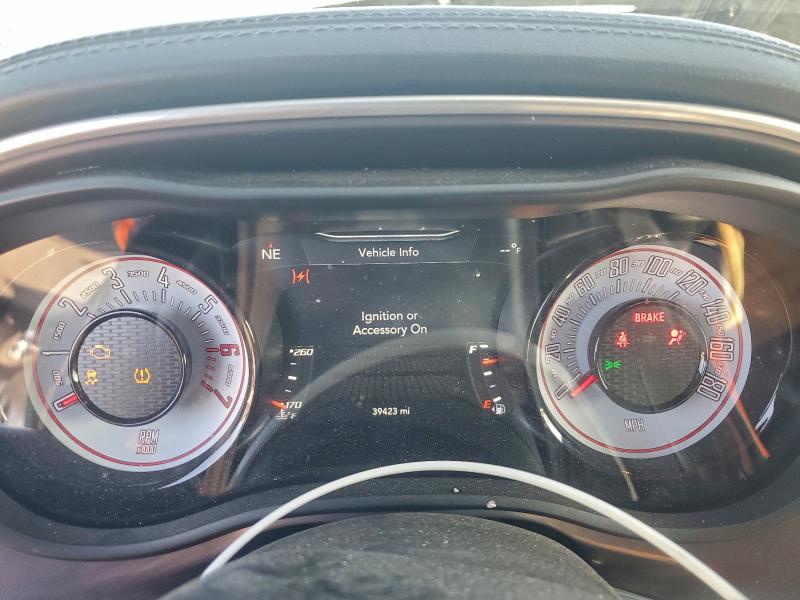 Фото 9 - DODGE CHALLENGER