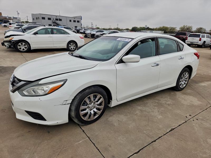 Фото 1 - NISSAN ALTIMA