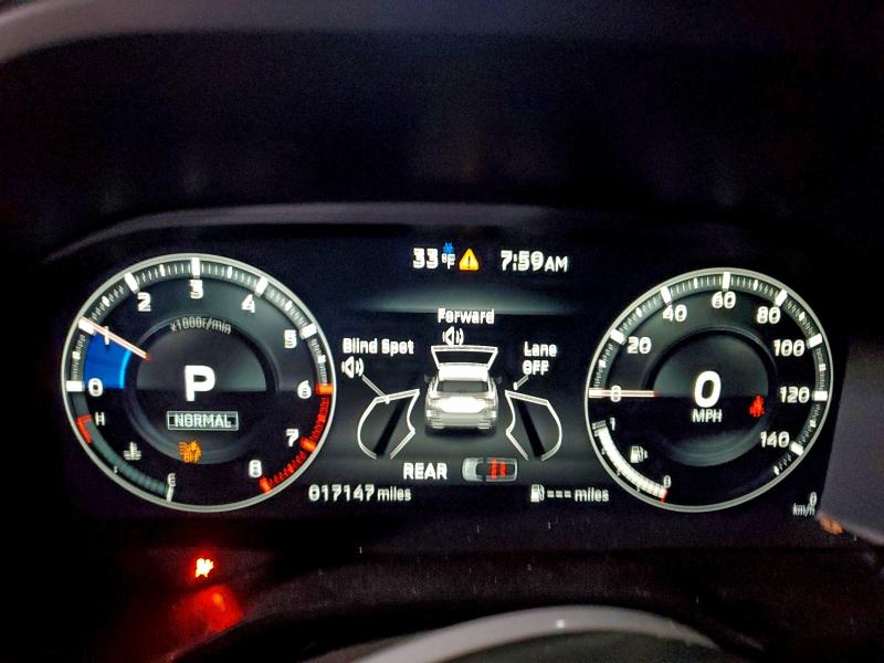 Фото 9 - MITSUBISHI OUTLANDER