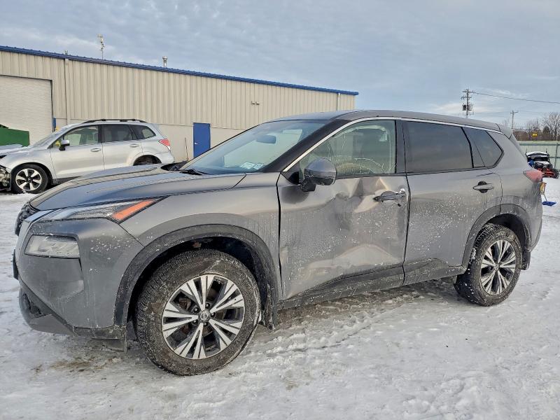 Фото 1 - NISSAN ROGUE