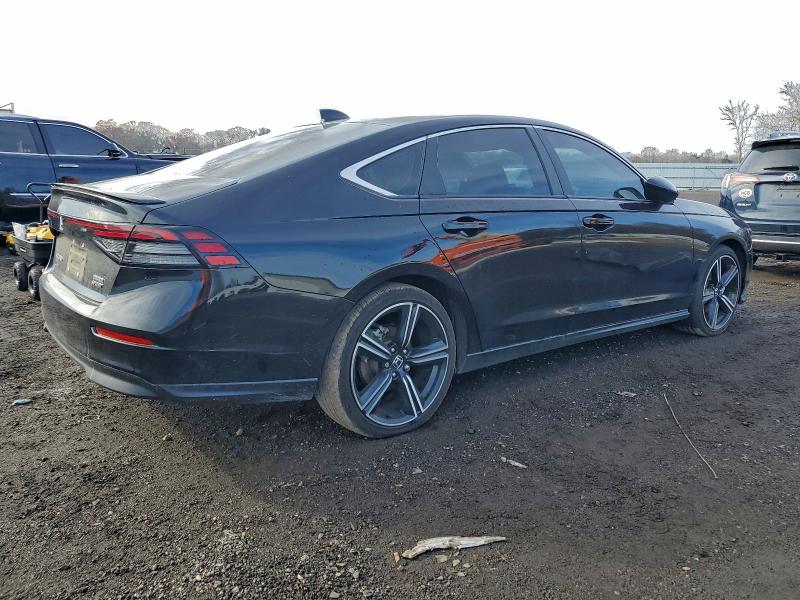 Фото 3 - HONDA ACCORD