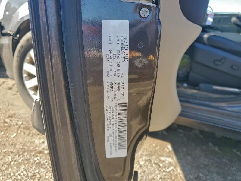 Фото 13 - CHRYSLER MINIVAN