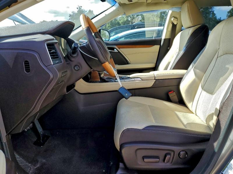 Фото 7 - LEXUS RX350