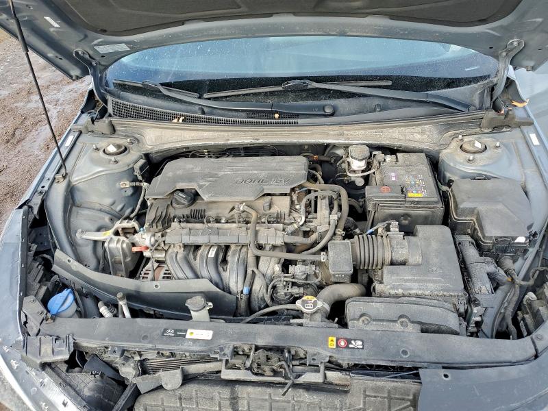 Фото 11 - HYUNDAI ELANTRA