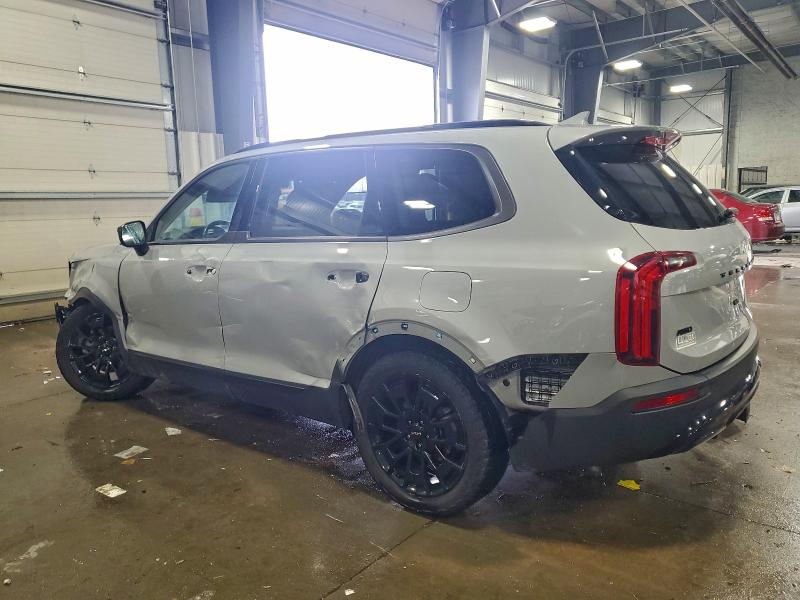 Фото 2 - KIA TELLURIDE