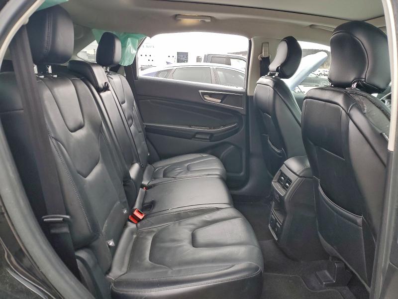 Фото 11 - FORD EDGE