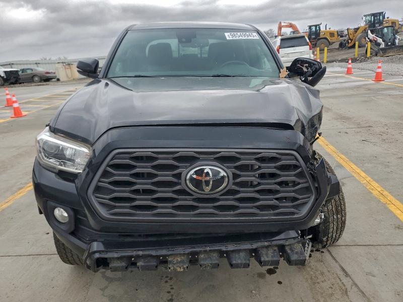 Фото 5 - TOYOTA TACOMA