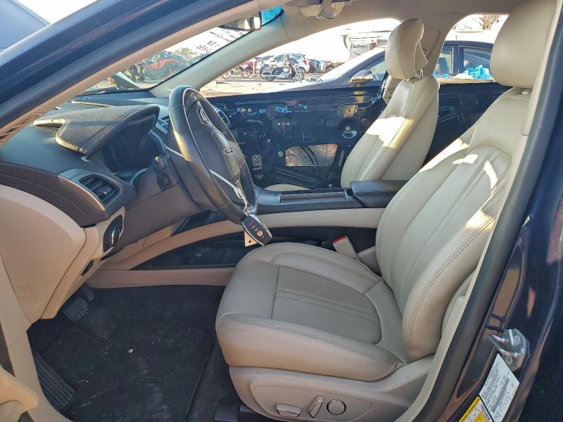 Фото 7 - LINCOLN MKZ