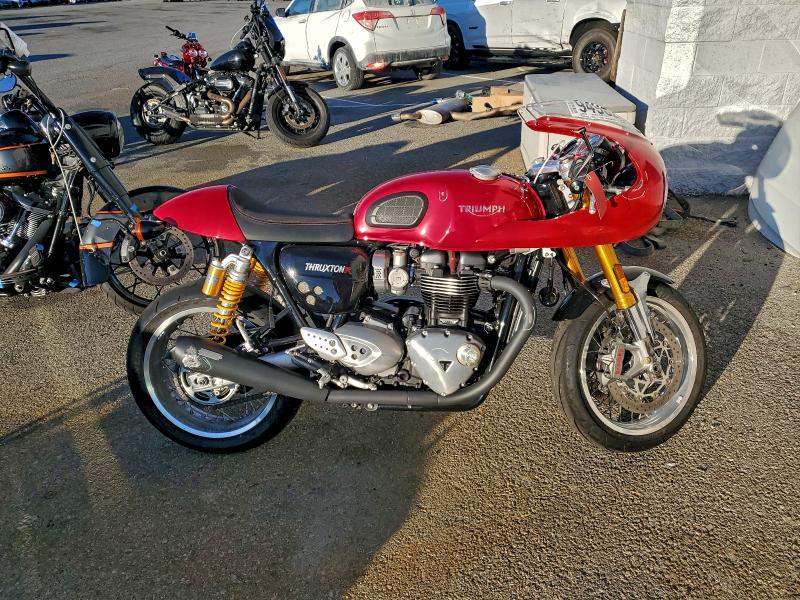 TRIUMPH THRUXTON 2017