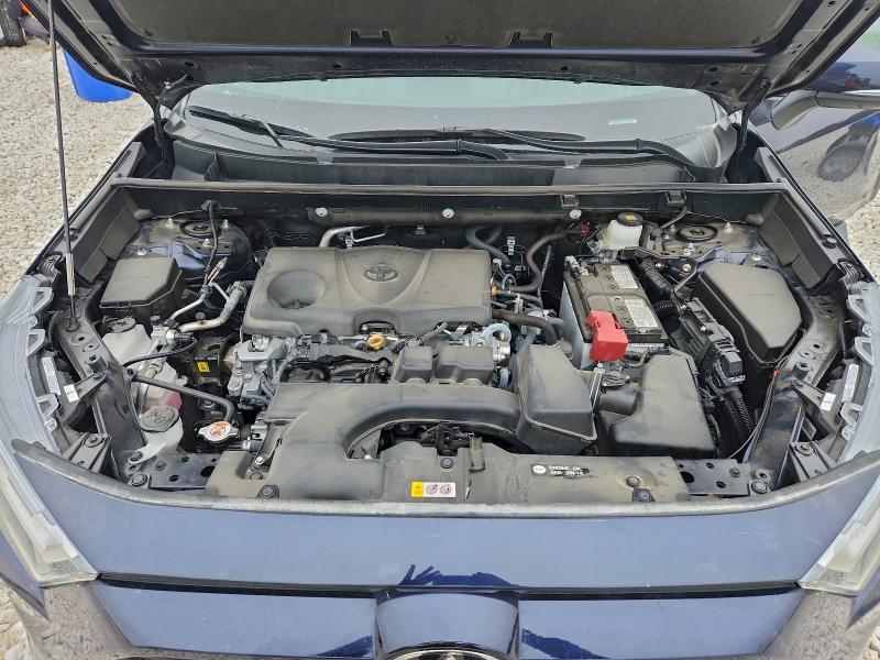 Фото 12 - TOYOTA RAV4