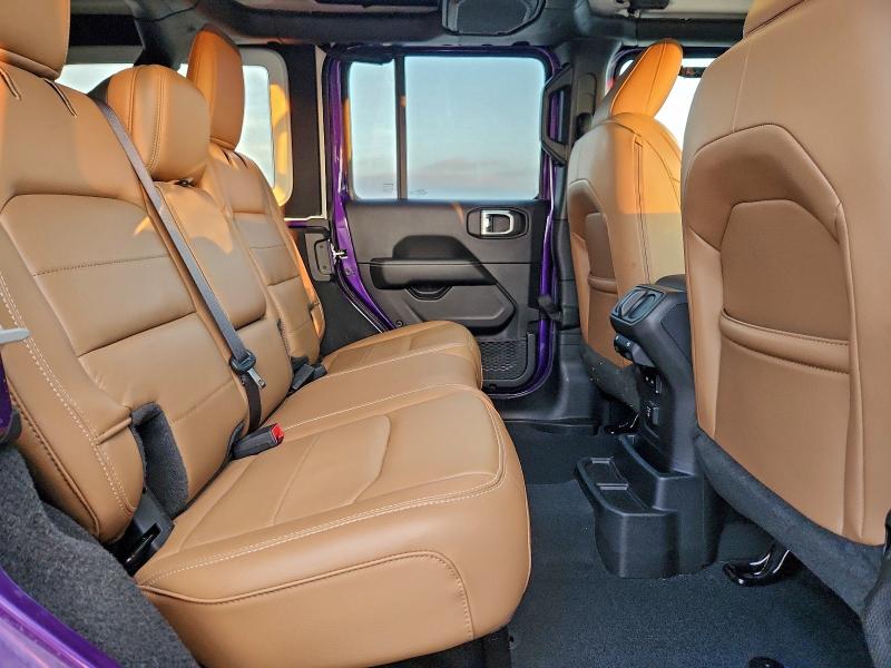 Фото 11 - JEEP WRANGLER